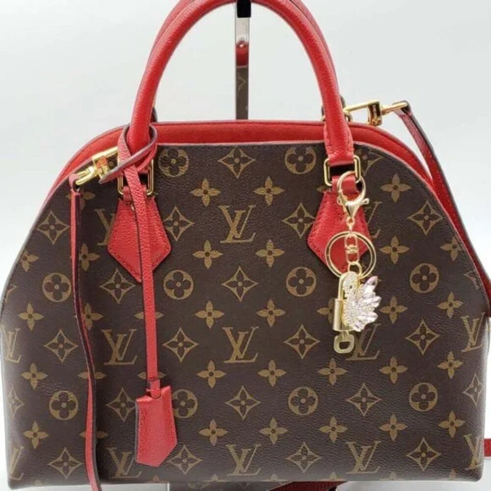 Louis Vuitton Gold Padlock Key 🔒 Authentic LV Charm + Unbranded Swan Keychain - Picture 8 of 8